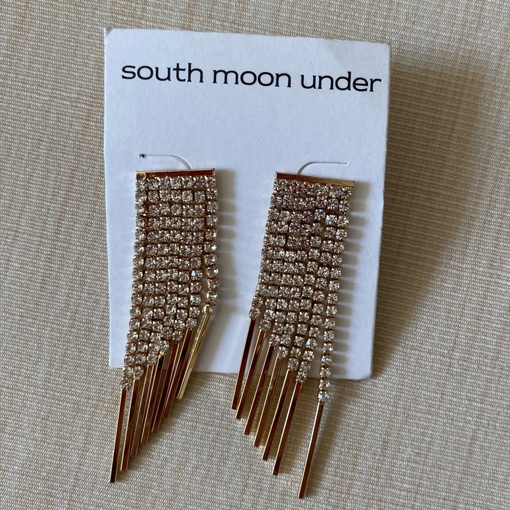 Gold Diamond dangle earrings